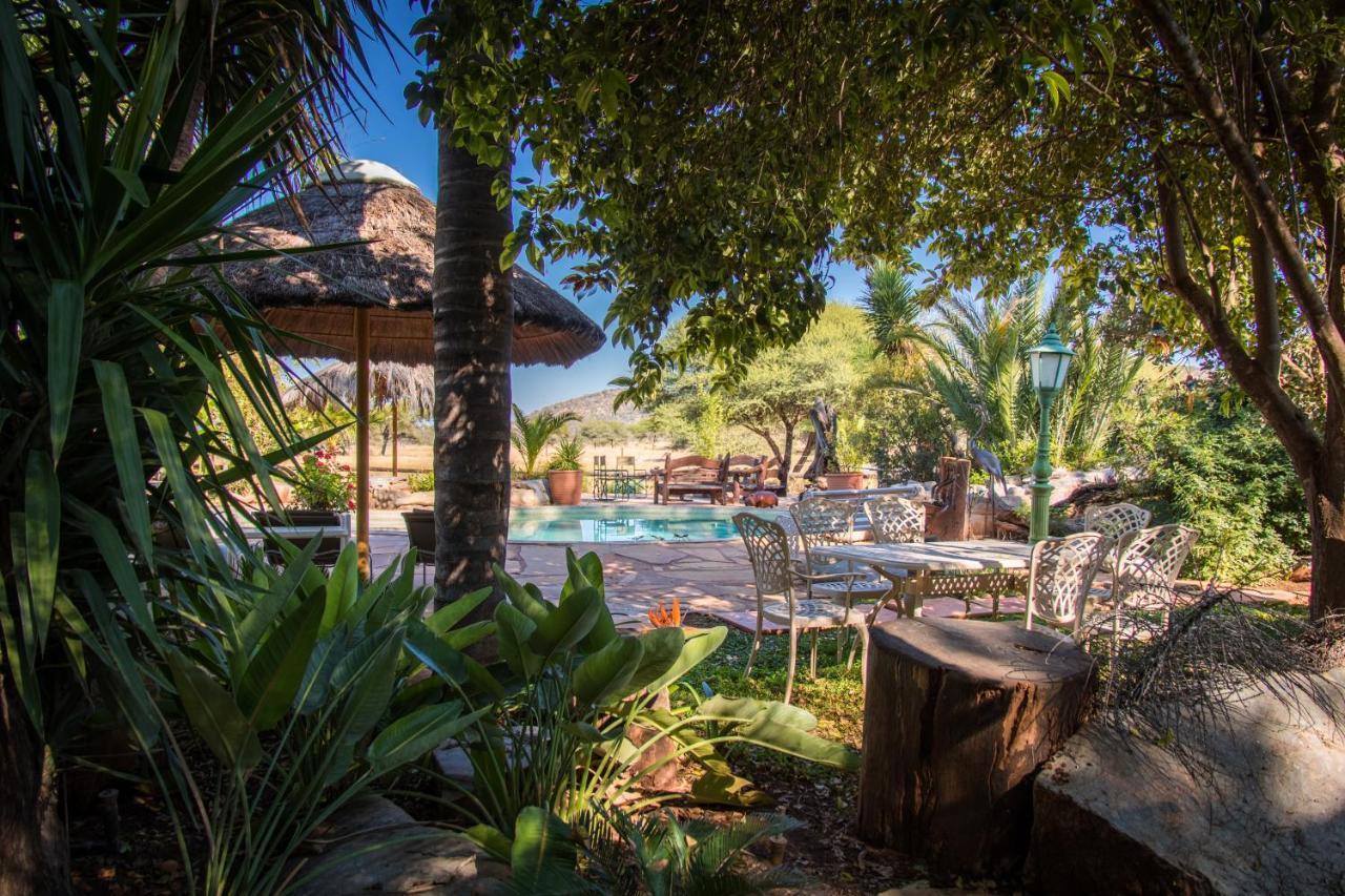 Gabus Safari Lodge Otavi Exteriör bild