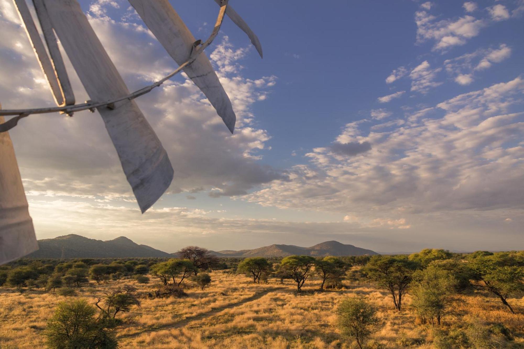 Gabus Safari Lodge Otavi Exteriör bild